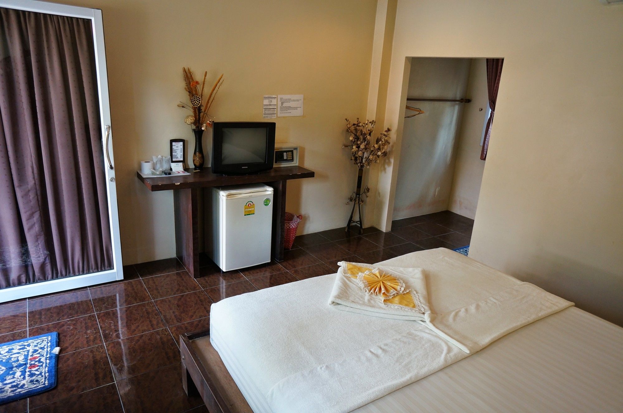 Silver Sands Beach Resort Koh Tao Exterior photo